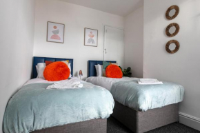 Central Location & Spacious Family & Contractors & Free Parking